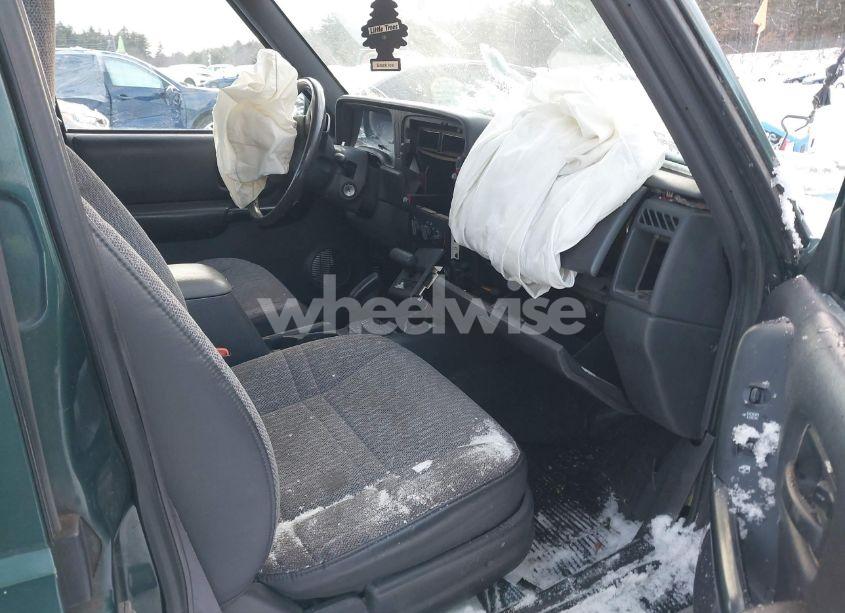 Photo 5 of 2000 Jeep Cherokee SPORT (VIN 1J4FF48S4YL107000)