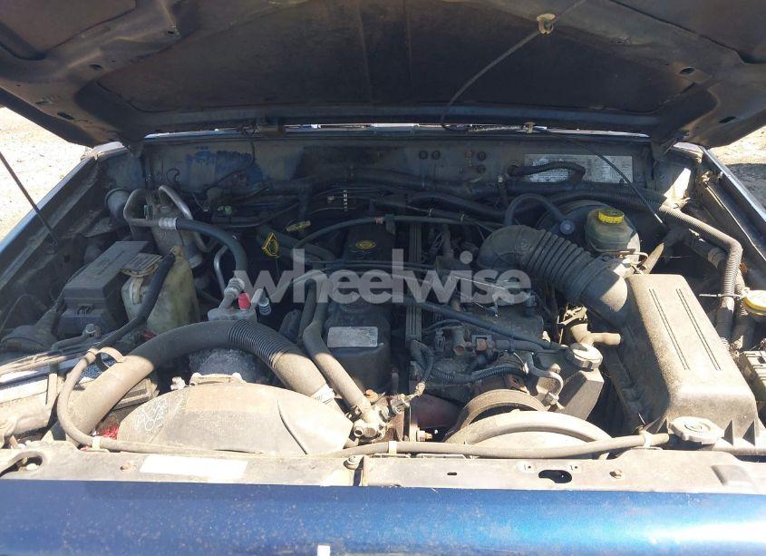 Photo 10 of 2000 Jeep Cherokee SPORT (VIN 1J4FF48S4YL240064)