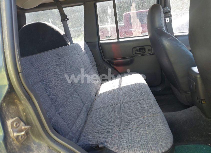 Photo 8 of 2000 Jeep Cherokee SPORT (VIN 1J4FF48S4YL240064)