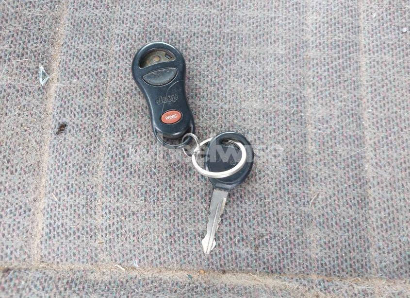 Photo 11 of 2000 Jeep Cherokee SPORT (VIN 1J4FF48S5YL112951)