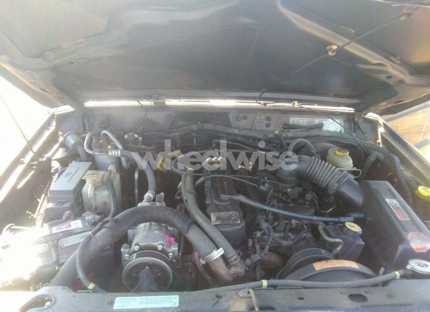 Photo 10 of 2001 Jeep Cherokee SPORT (VIN 1J4FF48S61L621324)