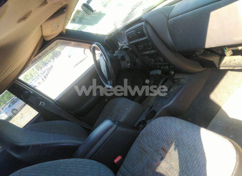 Photo 5 of 2001 Jeep Cherokee SPORT (VIN 1J4FF48S61L621324)