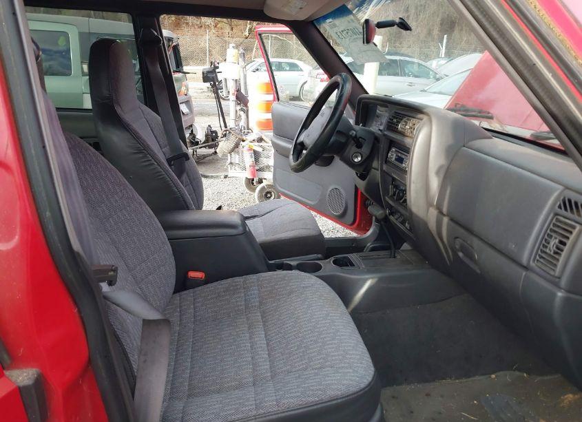 Photo 5 of 2000 Jeep Cherokee SPORT (VIN 1J4FF48S6YL125725)