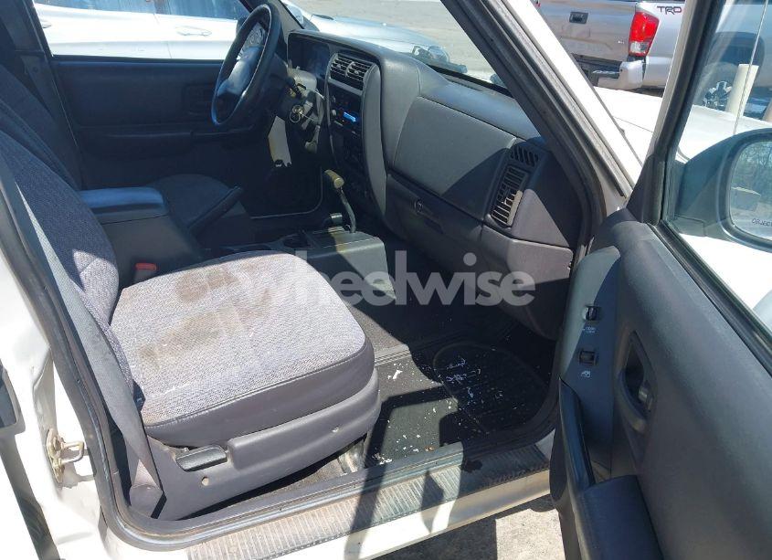 Photo 5 of 2000 Jeep Cherokee SPORT (VIN 1J4FF48S6YL211438)