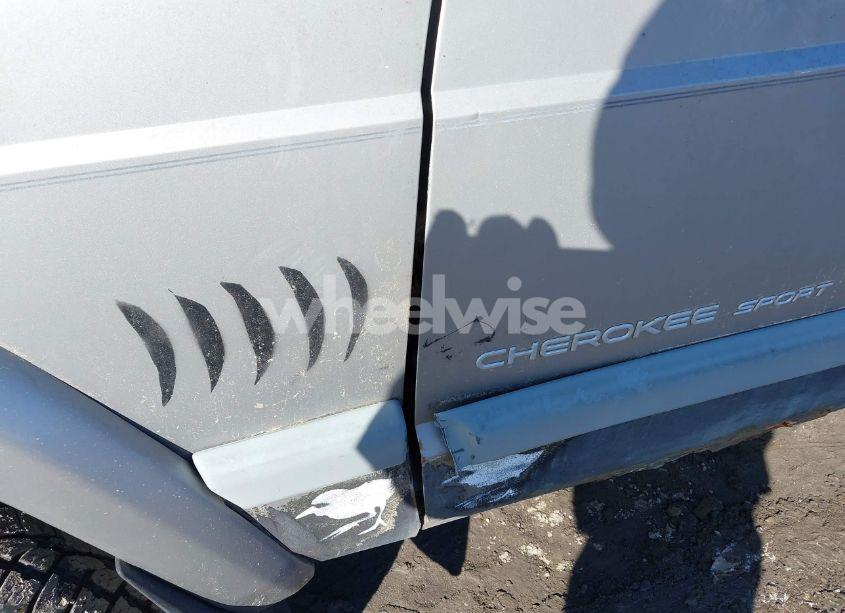 Photo 6 of 2000 Jeep Cherokee SPORT (VIN 1J4FF48S7YL185691)