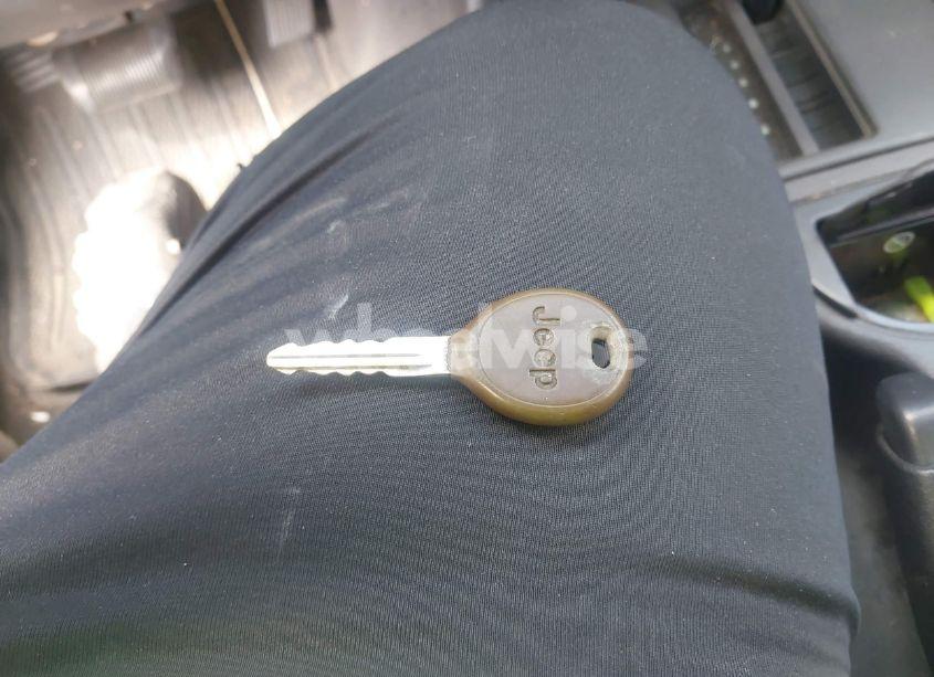 Photo 11 of 2000 Jeep Cherokee SPORT (VIN 1J4FF48S8YL242593)