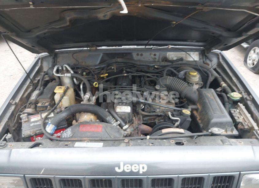 Photo 10 of 2001 Jeep Cherokee SPORT (VIN 1J4FF48S91L571731)