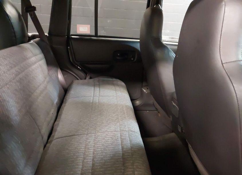 Photo 8 of 2000 Jeep Cherokee SPORT (VIN 1J4FF48SXYL264403)