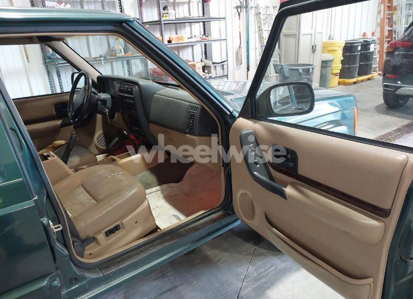 Photo 5 of 2001 Jeep Cherokee LIMITED/SPORT (VIN 1J4FF58S51L579766)