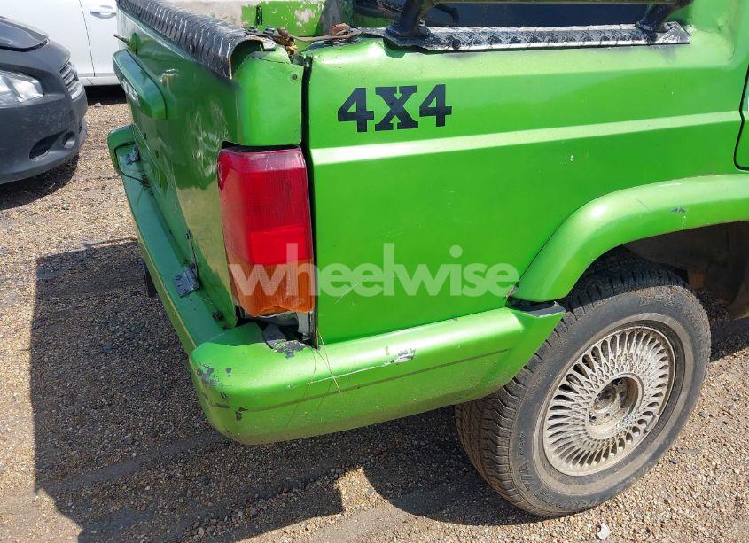 Photo 12 of 1999 Jeep Cherokee CLASSIC/SPORT (VIN 1J4FF68S1XL651707)