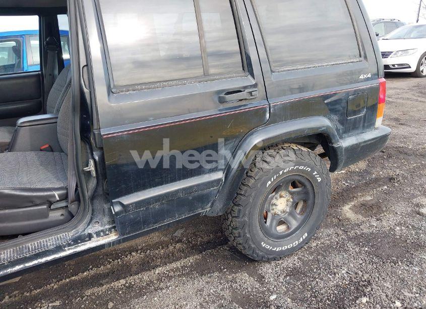 Photo 14 of 1999 Jeep Cherokee CLASSIC/SPORT (VIN 1J4FF68SXXL655027)