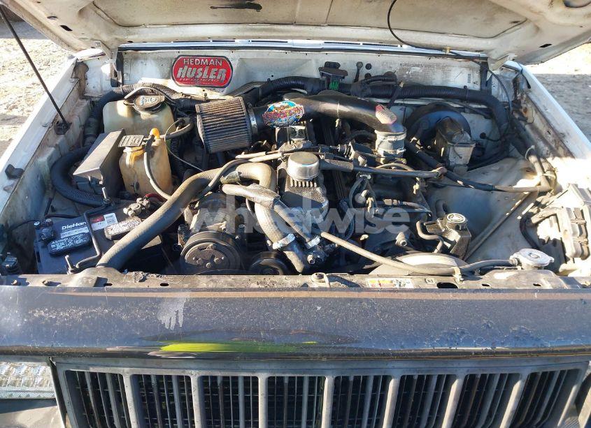 Photo 10 of 1992 Jeep Cherokee (VIN 1J4FJ27S0NL225769)