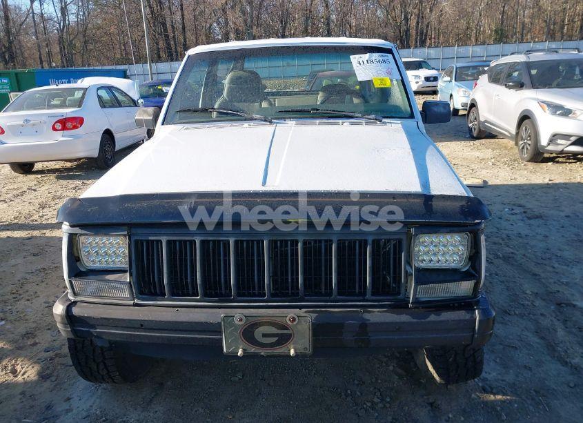 Photo 12 of 1992 Jeep Cherokee (VIN 1J4FJ27S0NL225769)