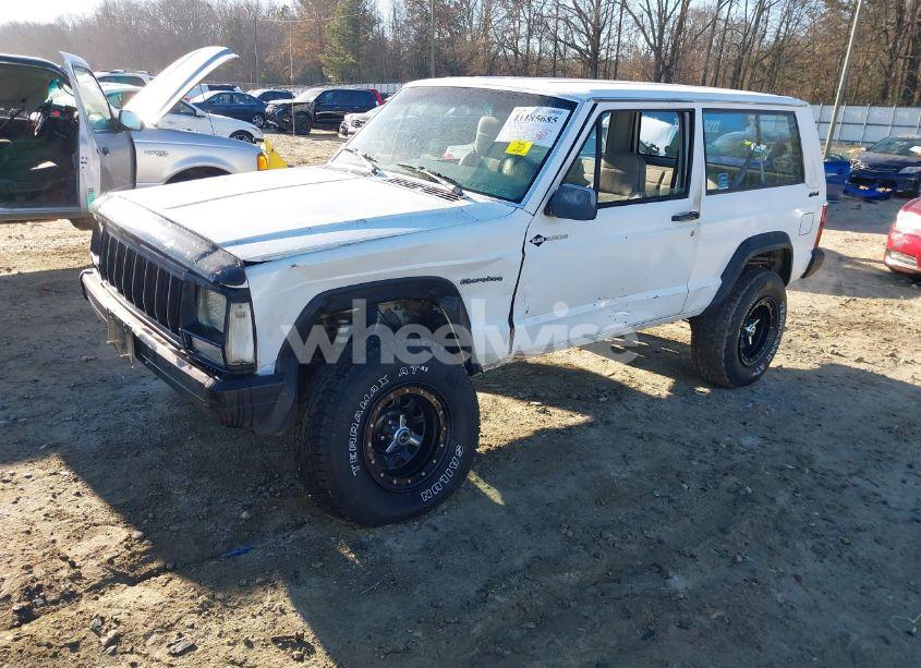 Photo 2 of 1992 Jeep Cherokee (VIN 1J4FJ27S0NL225769)