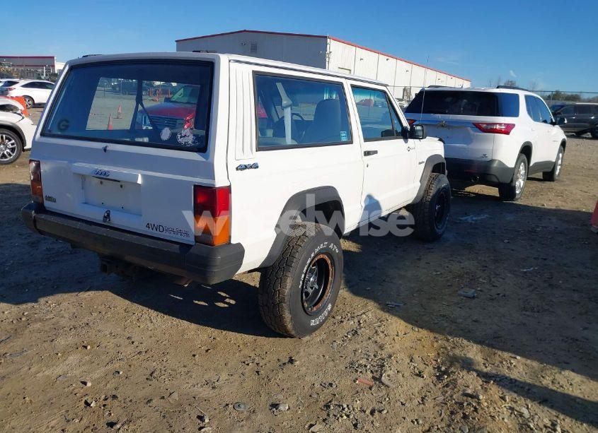 Photo 4 of 1992 Jeep Cherokee (VIN 1J4FJ27S0NL225769)