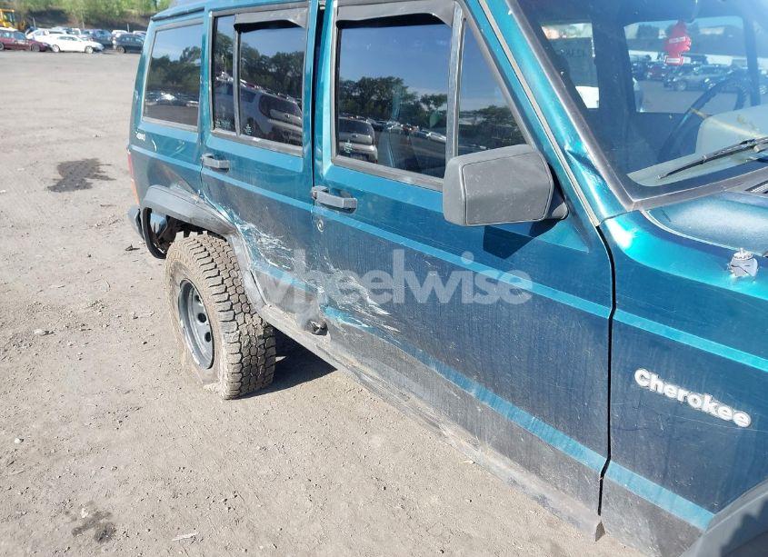 Photo 6 of 1996 Jeep Cherokee SE (VIN 1J4FJ28S0TL209941)