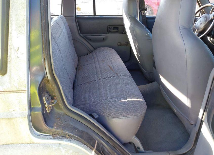 Photo 8 of 1997 Jeep Cherokee SE (VIN 1J4FJ28S6VL535780)