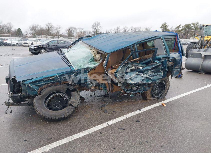 Photo 2 of 1997 Jeep Cherokee SE (VIN 1J4FJ28S9VL546806)