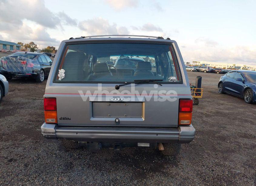 Photo 16 of 1992 Jeep Cherokee LAREDO (VIN 1J4FJ58S5NL206344)