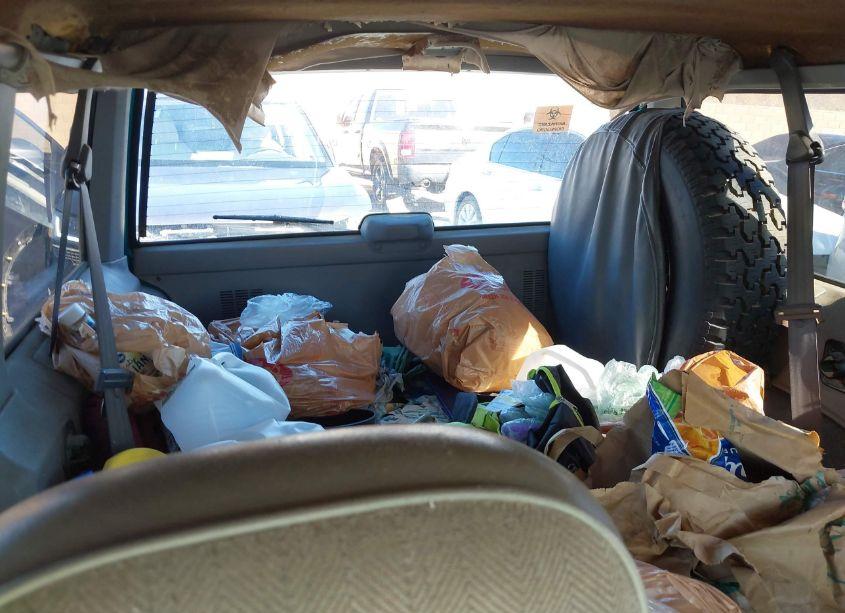 Photo 8 of 1996 Jeep Cherokee SPORT/CLASSIC (VIN 1J4FJ68S0TL117574)