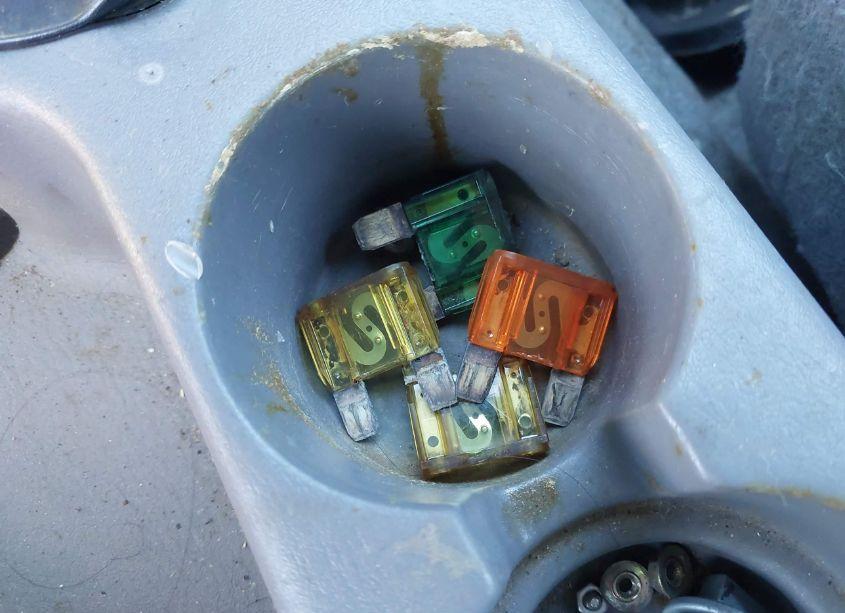 Photo 12 of 1998 Jeep Cherokee CLASSIC/LIMITED/SPORT (VIN 1J4FJ68S0WL156959)