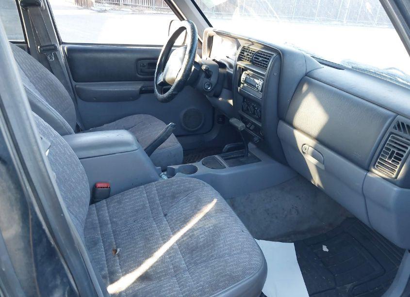 Photo 5 of 1998 Jeep Cherokee CLASSIC/LIMITED/SPORT (VIN 1J4FJ68S0WL156959)