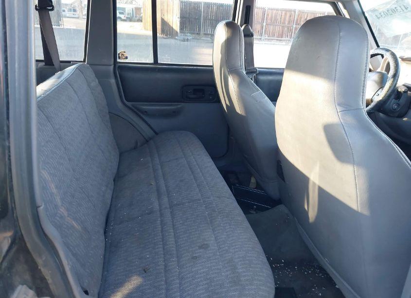 Photo 8 of 1998 Jeep Cherokee CLASSIC/LIMITED/SPORT (VIN 1J4FJ68S0WL156959)