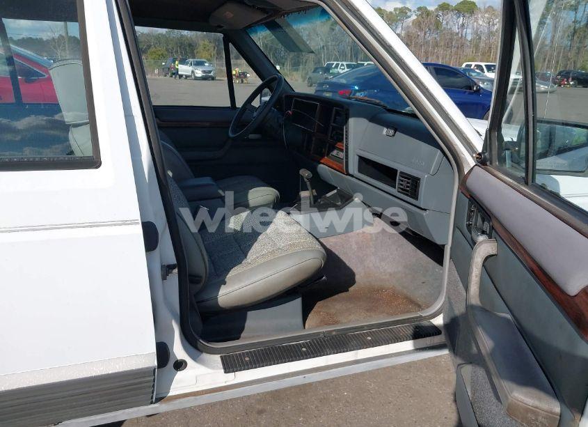 Photo 5 of 1993 Jeep Cherokee COUNTRY (VIN 1J4FJ78S2PL578769)