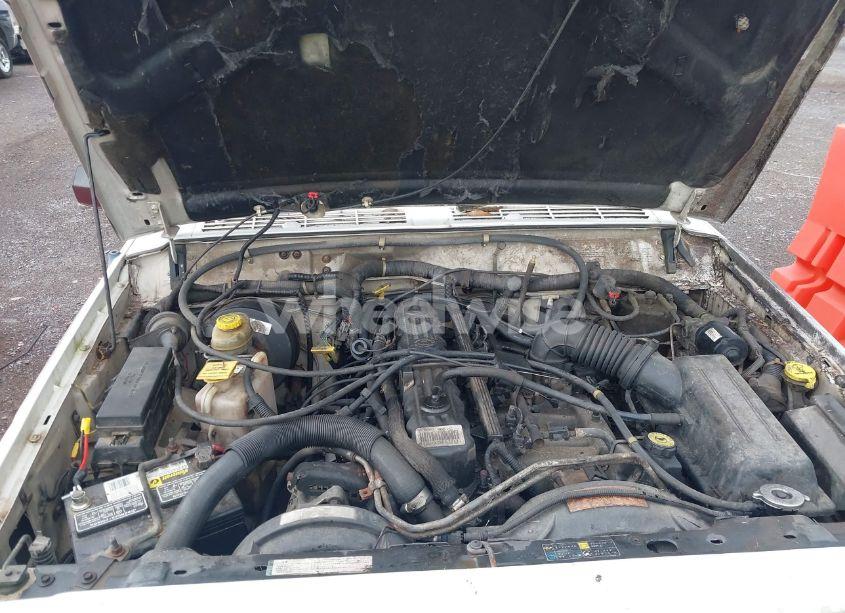 Photo 10 of 1996 Jeep Cherokee COUNTRY (VIN 1J4FN78S7TL211770)