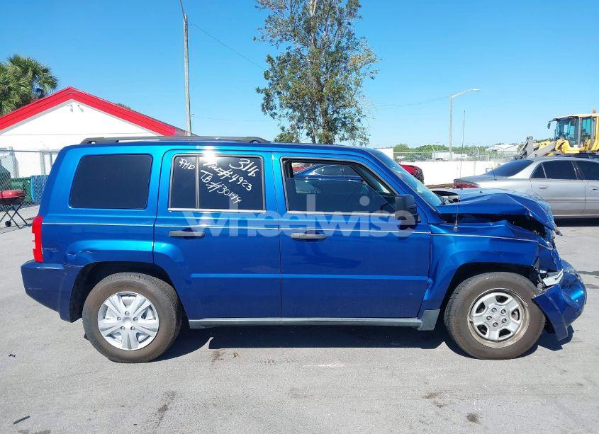 Photo 12 of 2009 Jeep Patriot SPORT (VIN 1J4FT28A19D154923)