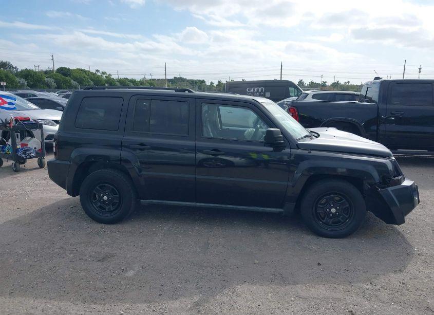Photo 13 of 2009 Jeep Patriot SPORT (VIN 1J4FT28A59D124470)