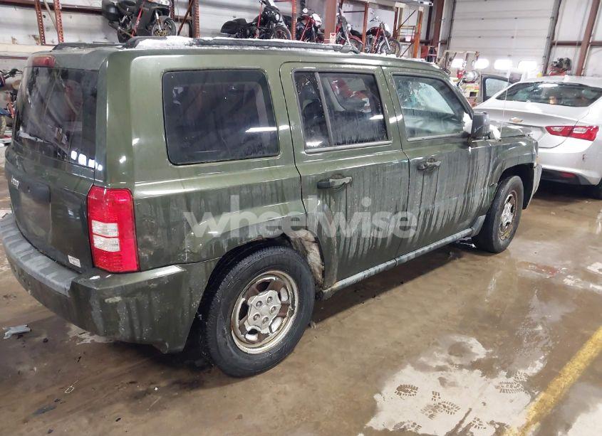Photo 4 of 2009 Jeep Patriot SPORT (VIN 1J4FT28A79D170110)