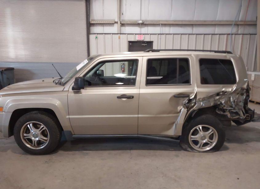 Photo 14 of 2009 Jeep Patriot SPORT (VIN 1J4FT28A99D183246)