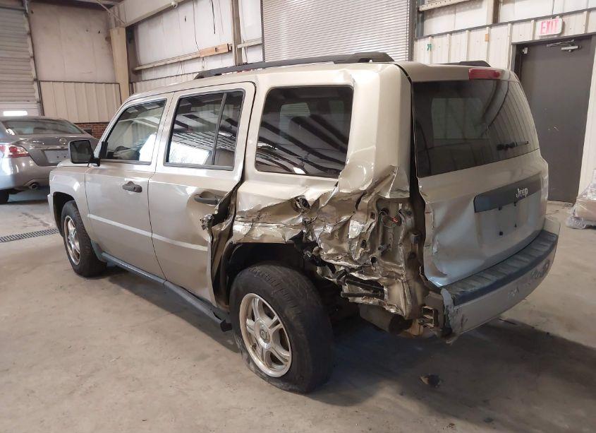 Photo 3 of 2009 Jeep Patriot SPORT (VIN 1J4FT28A99D183246)