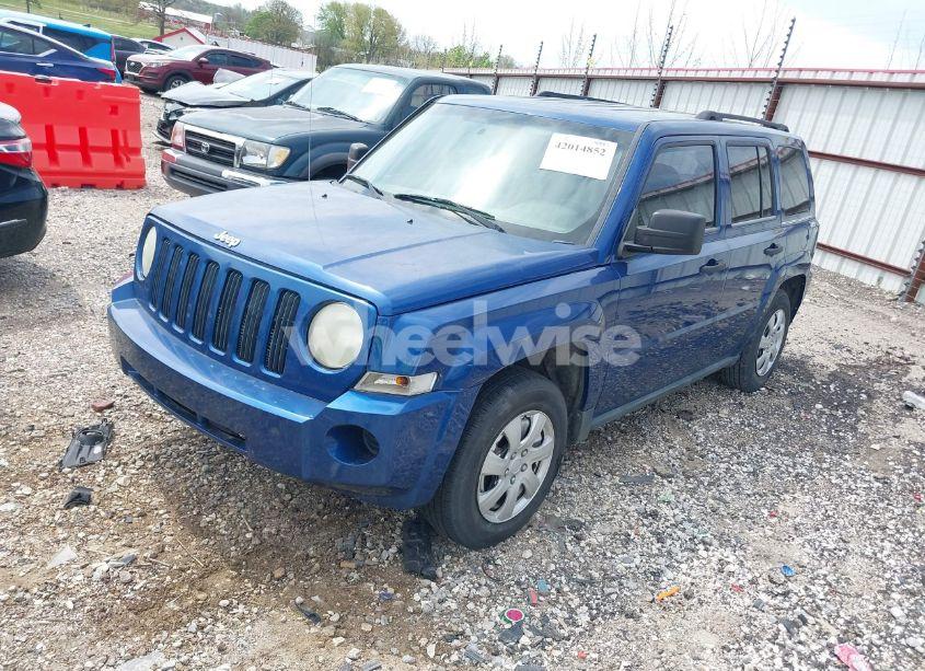 Photo 2 of 2009 Jeep Patriot SPORT (VIN 1J4FT28AX9D173776)