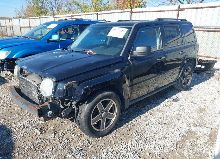 Photo 2 of 2009 Jeep Patriot SPORT (VIN 1J4FT28B09D169986)