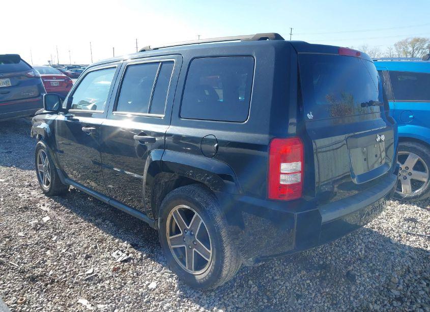 Photo 3 of 2009 Jeep Patriot SPORT (VIN 1J4FT28B09D169986)
