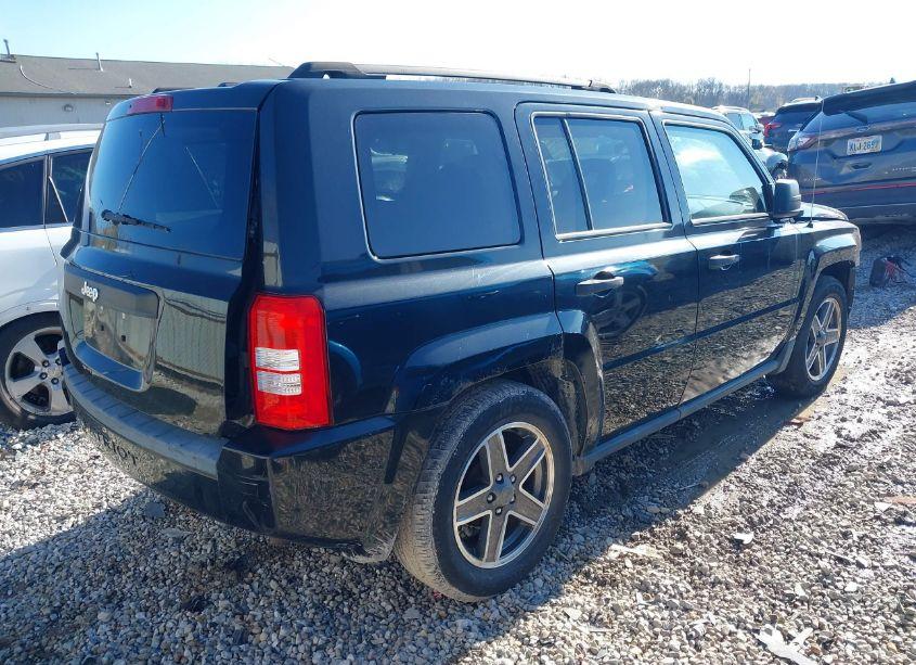 Photo 4 of 2009 Jeep Patriot SPORT (VIN 1J4FT28B09D169986)