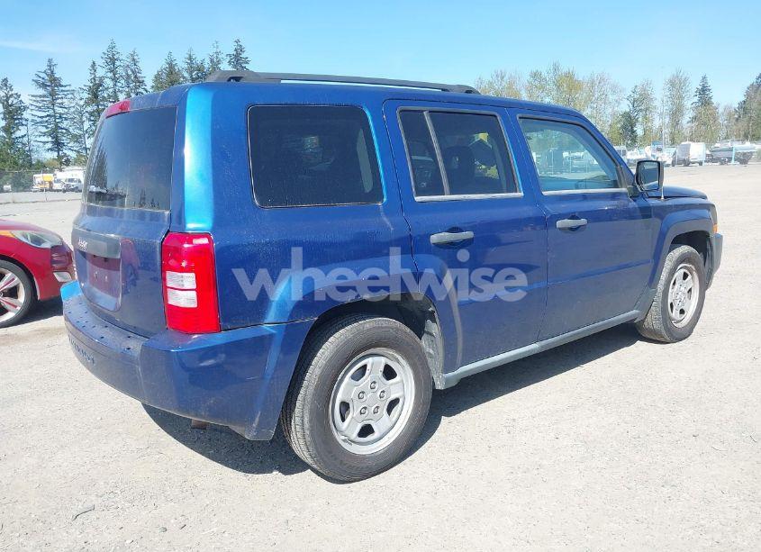 Photo 4 of 2009 Jeep Patriot SPORT (VIN 1J4FT28B29D167558)
