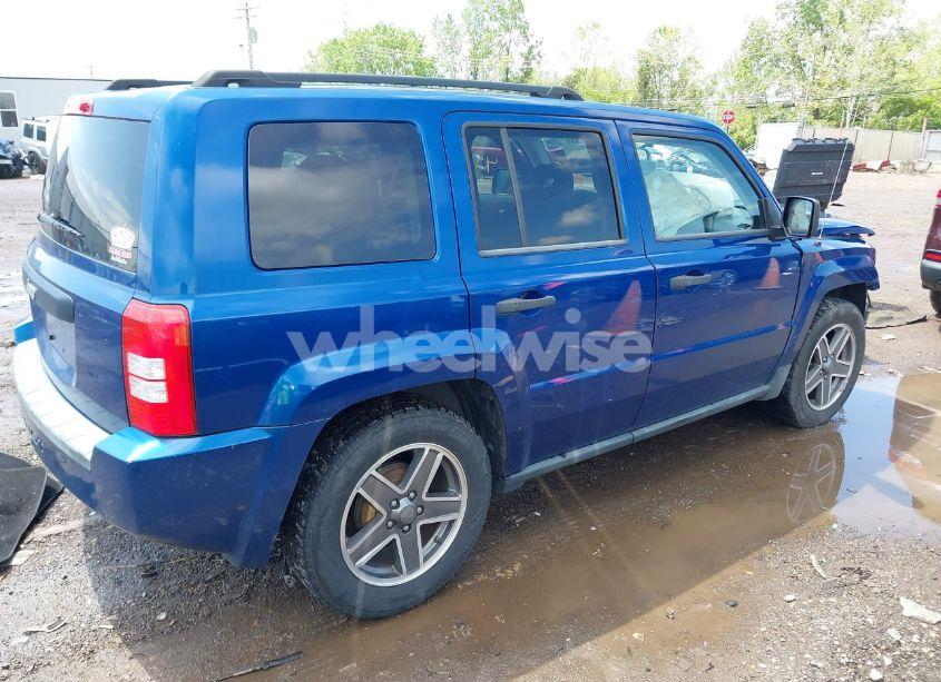 Photo 4 of 2009 Jeep Patriot SPORT (VIN 1J4FT28B39D159890)