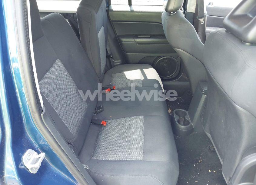 Photo 8 of 2009 Jeep Patriot SPORT (VIN 1J4FT28B39D159890)