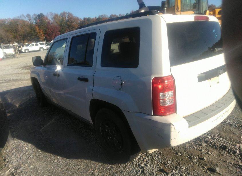 Photo 3 of 2009 Jeep Patriot SPORT (VIN 1J4FT28B59D159521)