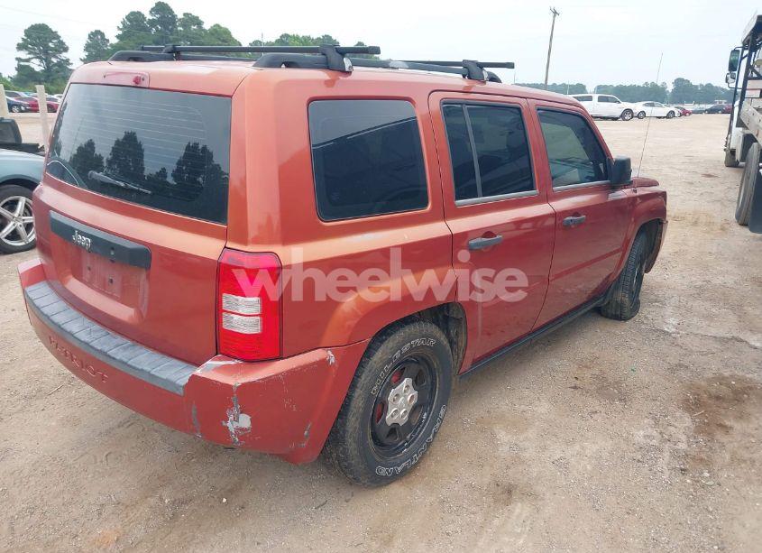 Photo 4 of 2009 Jeep Patriot SPORT (VIN 1J4FT28B59D194317)