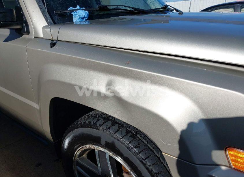 Photo 6 of 2009 Jeep Patriot SPORT (VIN 1J4FT28B59D195435)