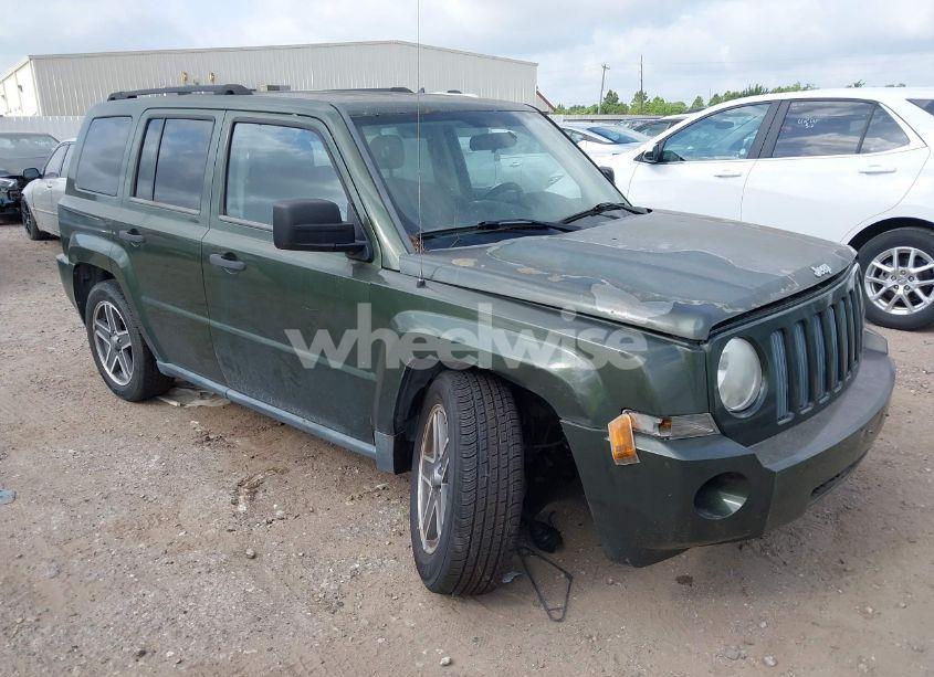 2009 Jeep Patriot SPORT (VIN 1J4FT28B69D101529) main photo