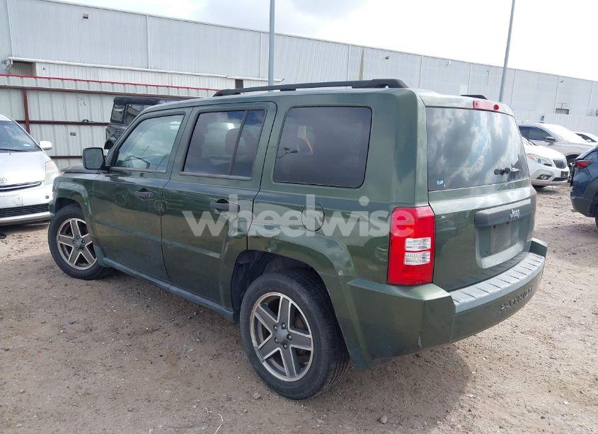 Photo 3 of 2009 Jeep Patriot SPORT (VIN 1J4FT28B69D101529)