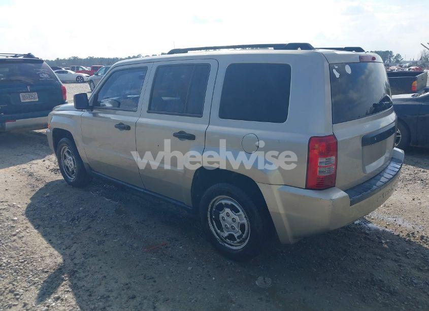 Photo 3 of 2009 Jeep Patriot SPORT (VIN 1J4FT28B69D124812)