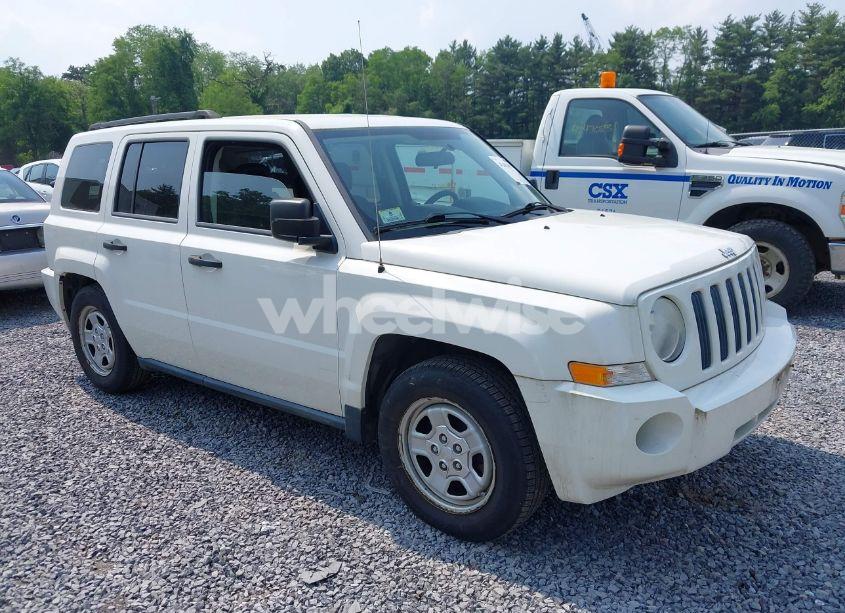 2009 Jeep Patriot SPORT (VIN 1J4FT28B69D218995) main photo