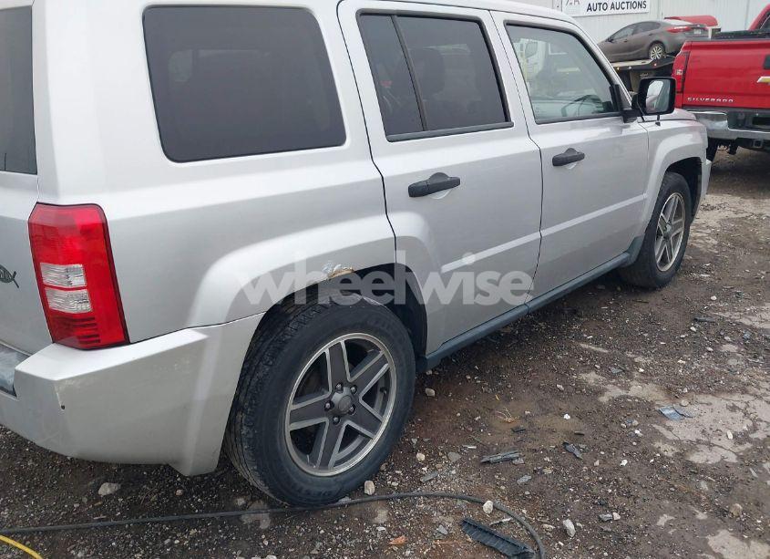 Photo 6 of 2009 Jeep Patriot SPORT (VIN 1J4FT28B79D146950)