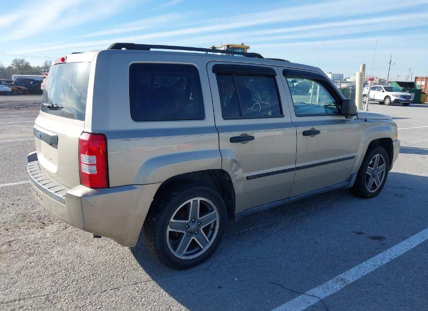 Photo 4 of 2009 Jeep Patriot SPORT (VIN 1J4FT28B79D155079)